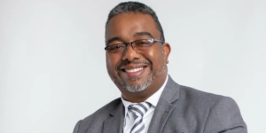 Pinnock & Pinnock brinda asesoría legal integral en Panamá, atendiendo clientes en Ciudad de Panamá y zonas estratégicas como Costa del Este, Punta Pacífica, San Francisco y Marbella. Atendemos tanto a clientes locales como a empresas e inversionistas extranjeros que requieren asesoría jurídica confiable en Panamá.
